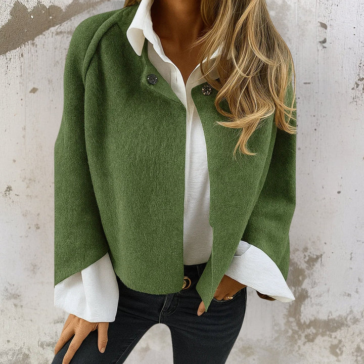 Nelira – Jacke mit einem vorderen Druckknopfverschluss und Kaschmir-Finish