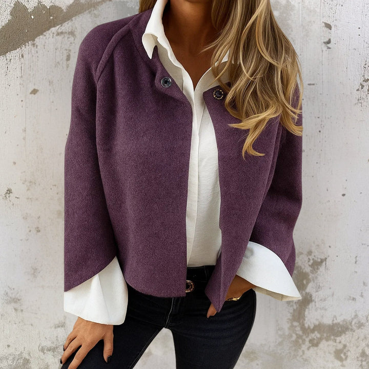 Nelira – Jacke mit einem vorderen Druckknopfverschluss und Kaschmir-Finish