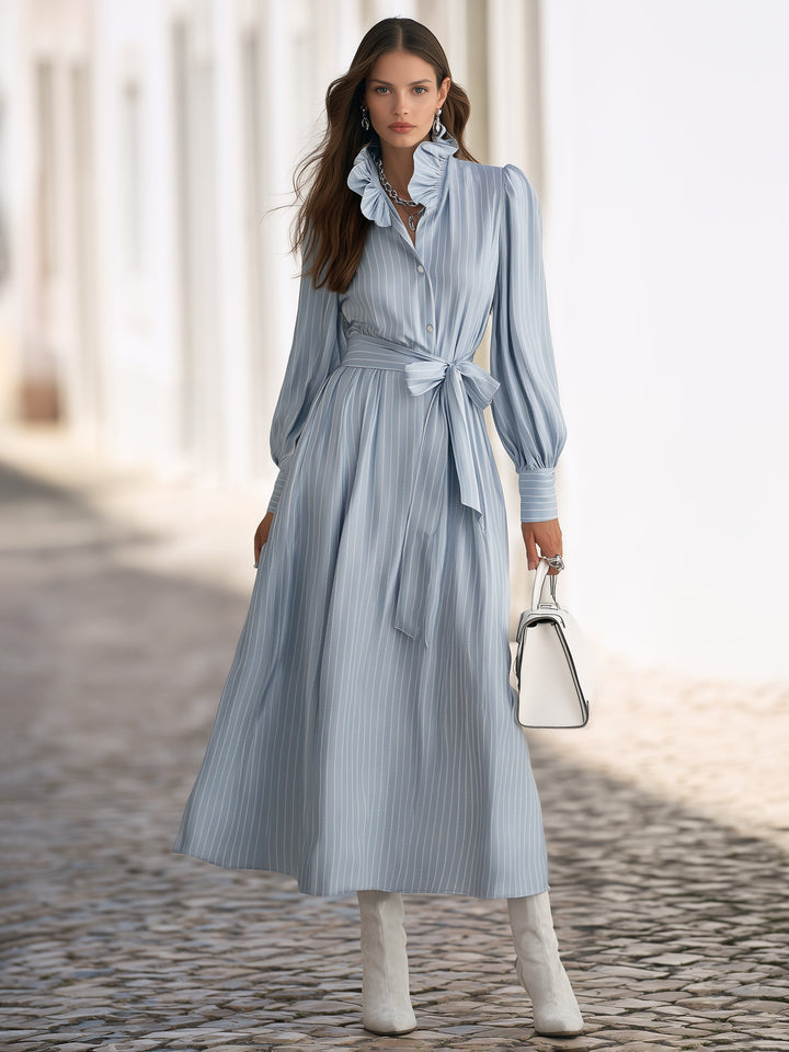 Zevine – Set aus Rüschenshirt mit Stehkragen und gestreiftem Maxikleid