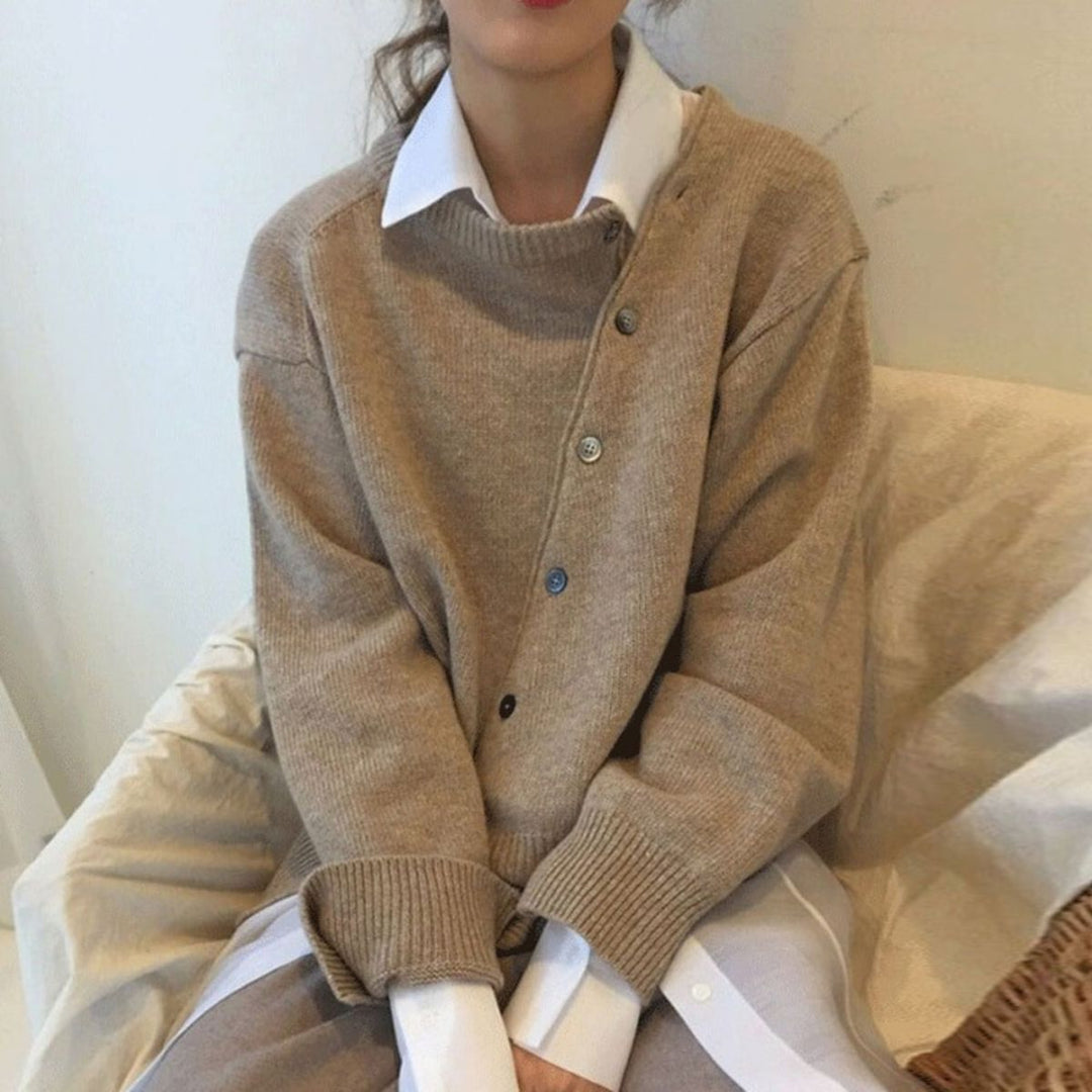 Naveya – Asymmetrisch geknöpfter Kaschmir-Mix-Pullover