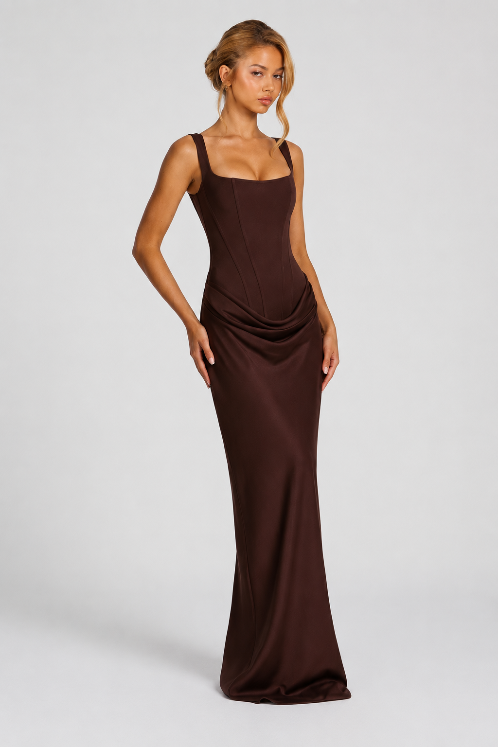 Rheva – bodenlanges Korsettkleid