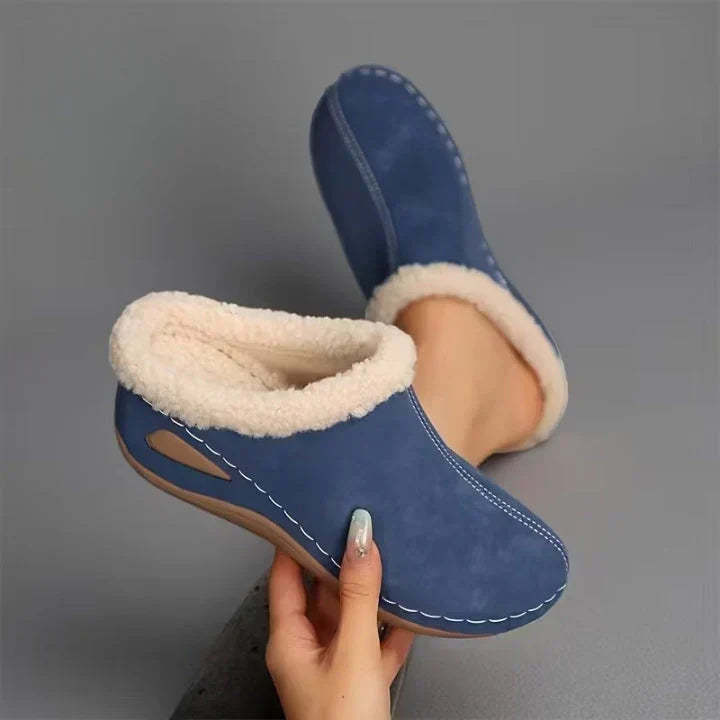 Mireva – Sandalen mit breiter Zehenpartie und Fellfutter