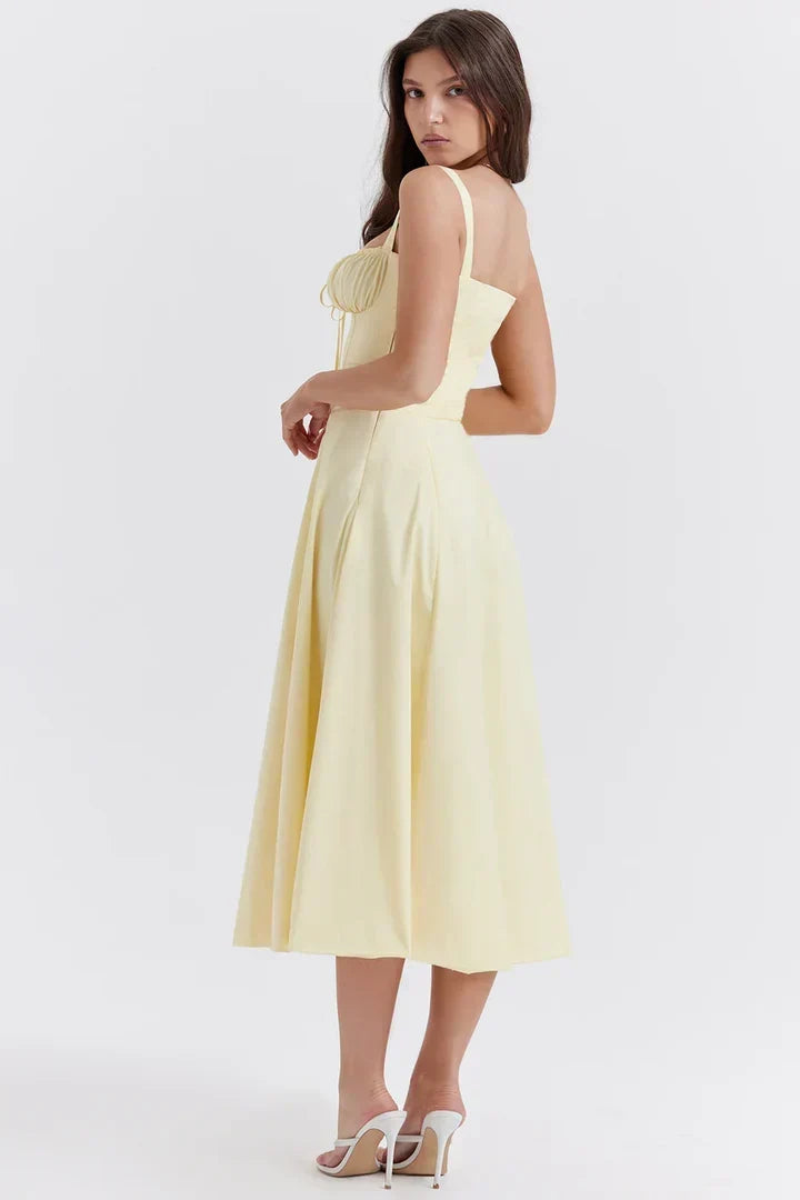Sorela – Figurbetontes Strickkleid