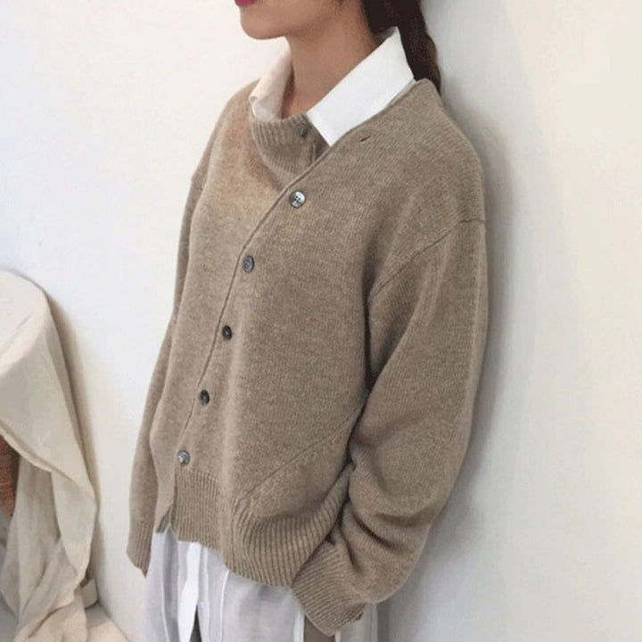 Naveya – Asymmetrisch geknöpfter Kaschmir-Mix-Pullover