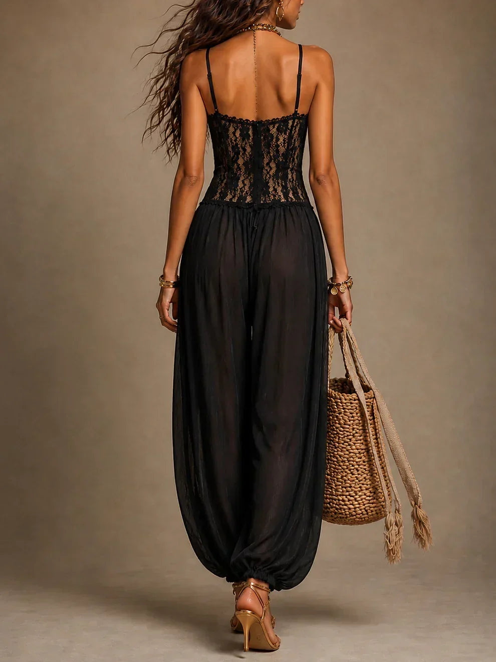 Rivena – Jumpsuit mit Spitzenoberteil