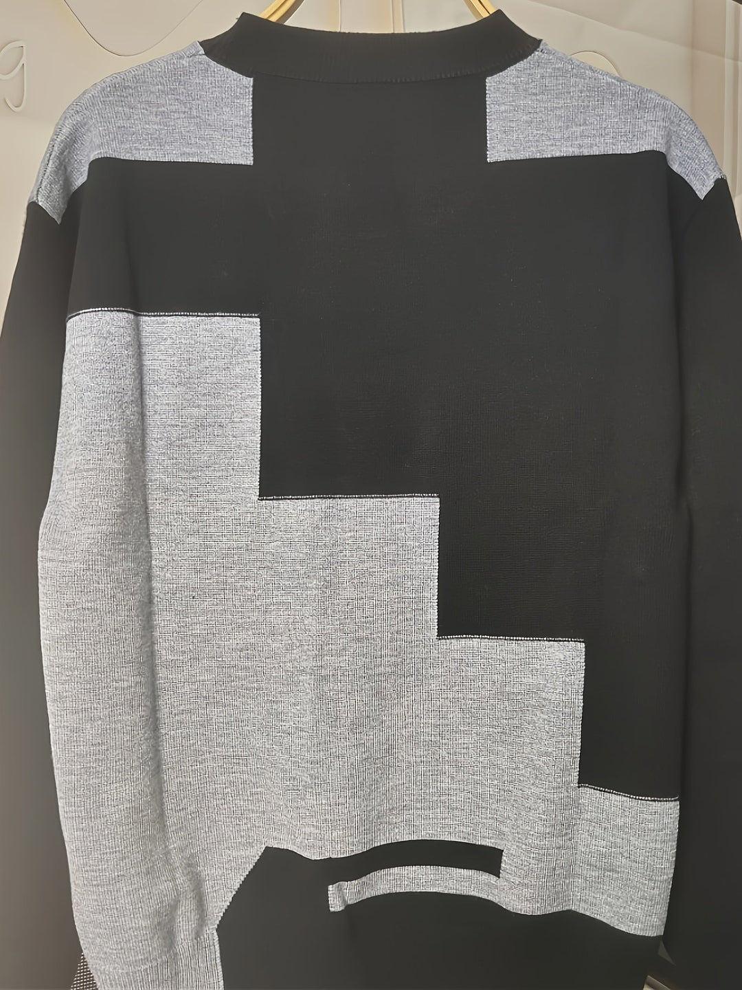 Neriva – Farbblock-Strickpullover