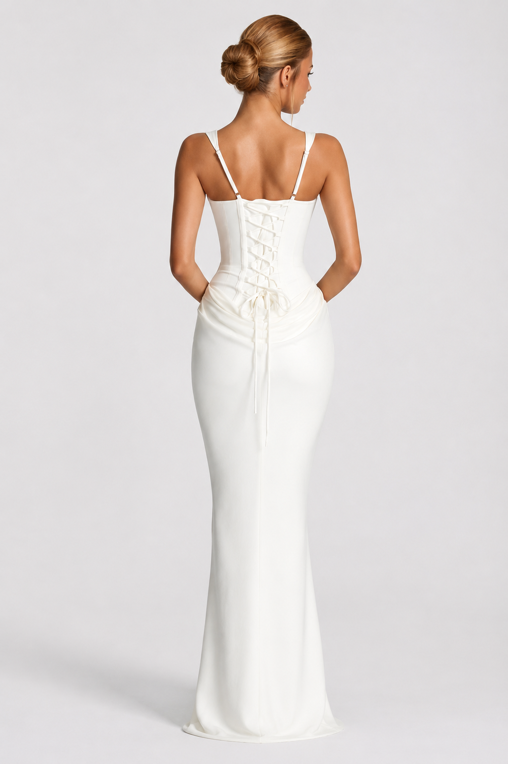 Rheva – bodenlanges Korsettkleid