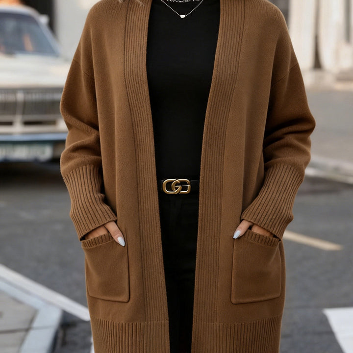 Navira – Gerippte Strickjacke