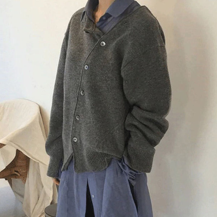 Naveya – Asymmetrisch geknöpfter Kaschmir-Mix-Pullover