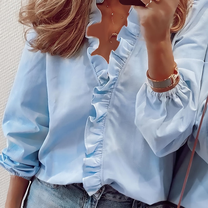 Noreli – Bluse mit Rüschensaum und V-Ausschnitt
