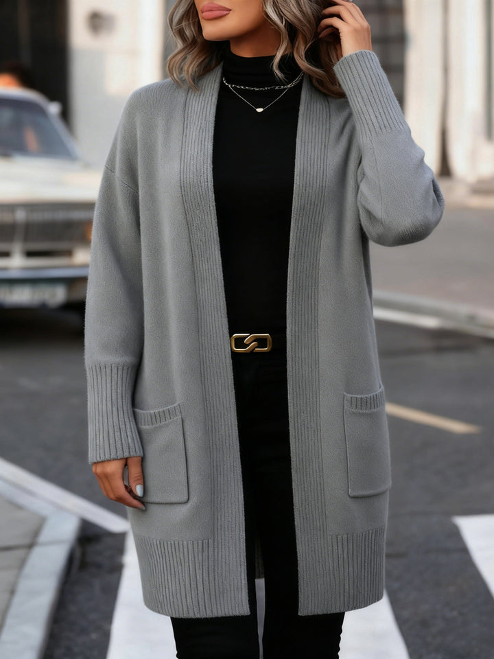 Navira – Gerippte Strickjacke