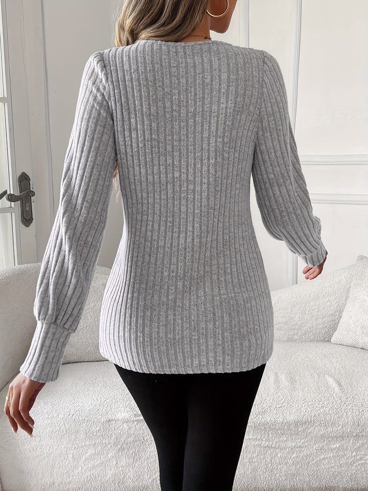 Nivara – Rundhals-Strick-T-Shirt mit Spitzenbesatz
