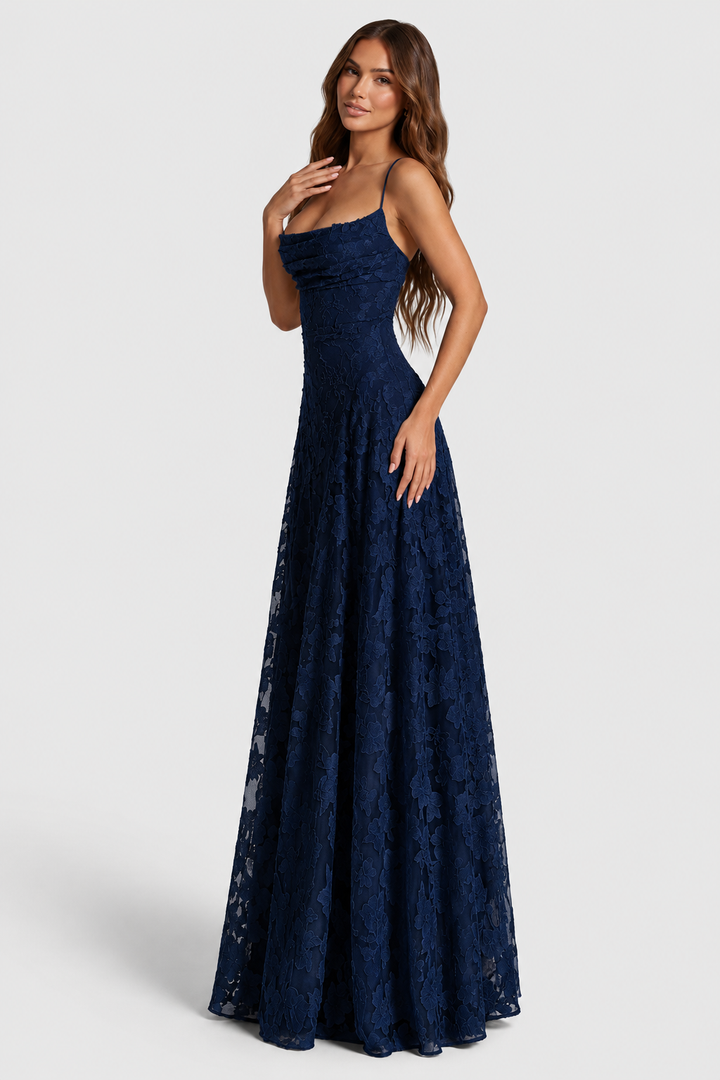 Nerila – erhabenes Blumenspitzenkleid
