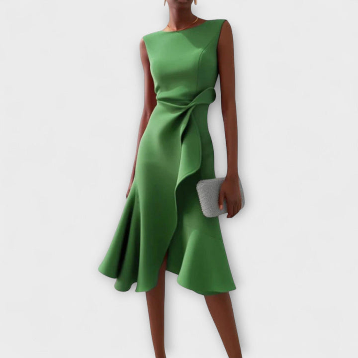 Nivara – Kleid mit Taillenknoten und Falten