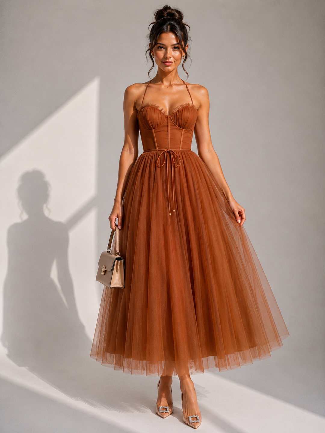 Virela – Offenes Tüllkleid