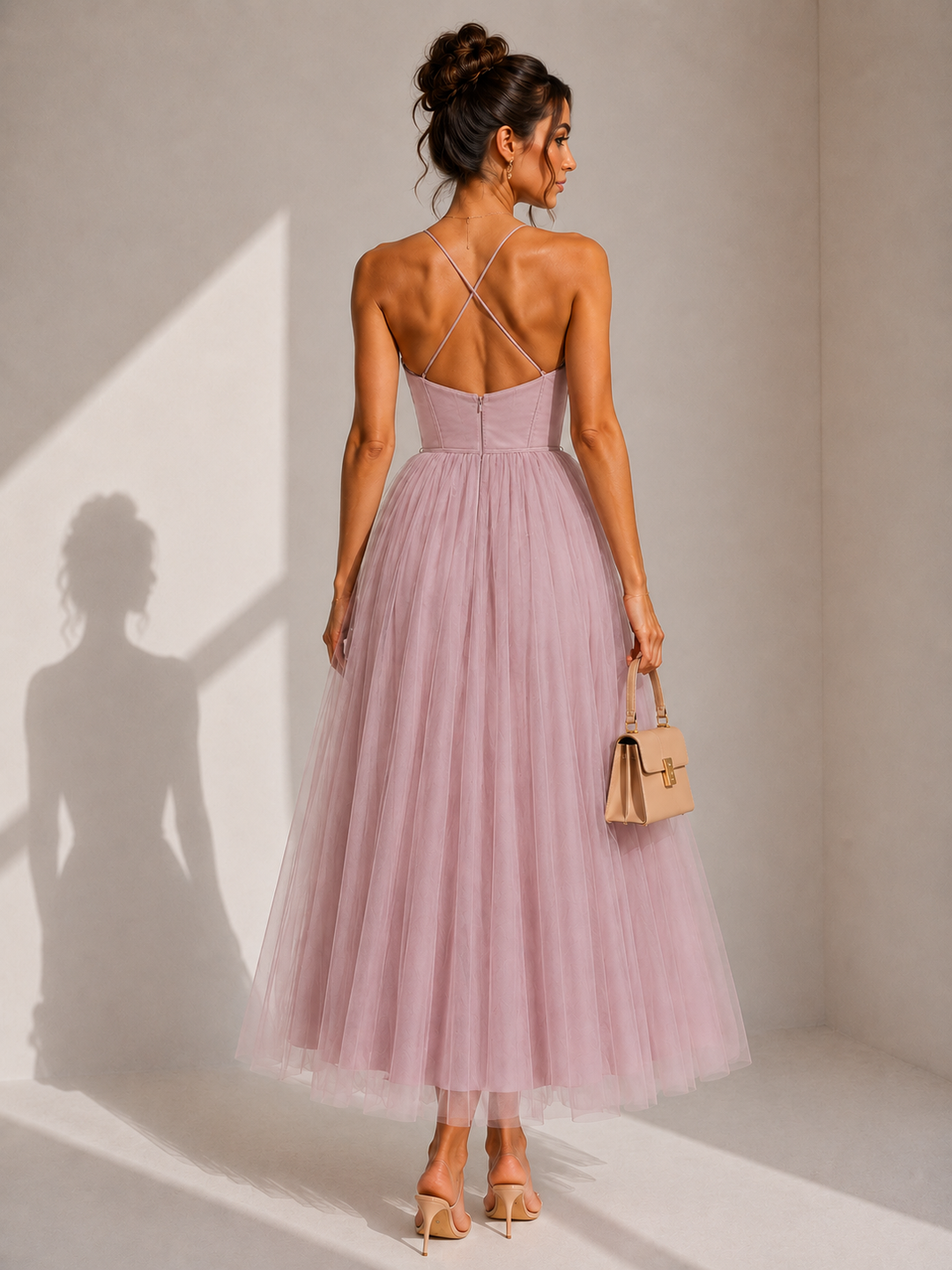 Virela – Offenes Tüllkleid