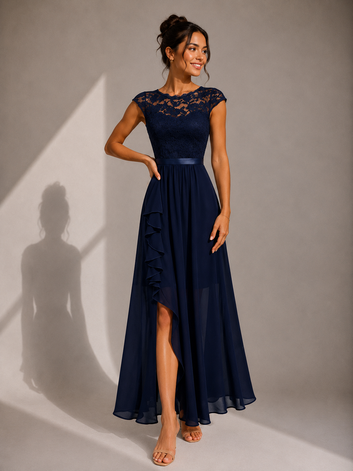 Verine – Maxikleid mit transparentem Ausschnitt