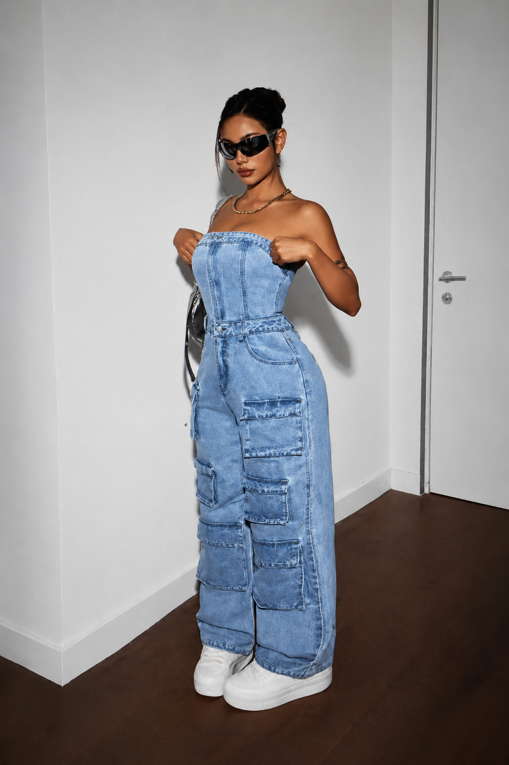 Elyra – Trägerloser Jeans-Jumpsuit