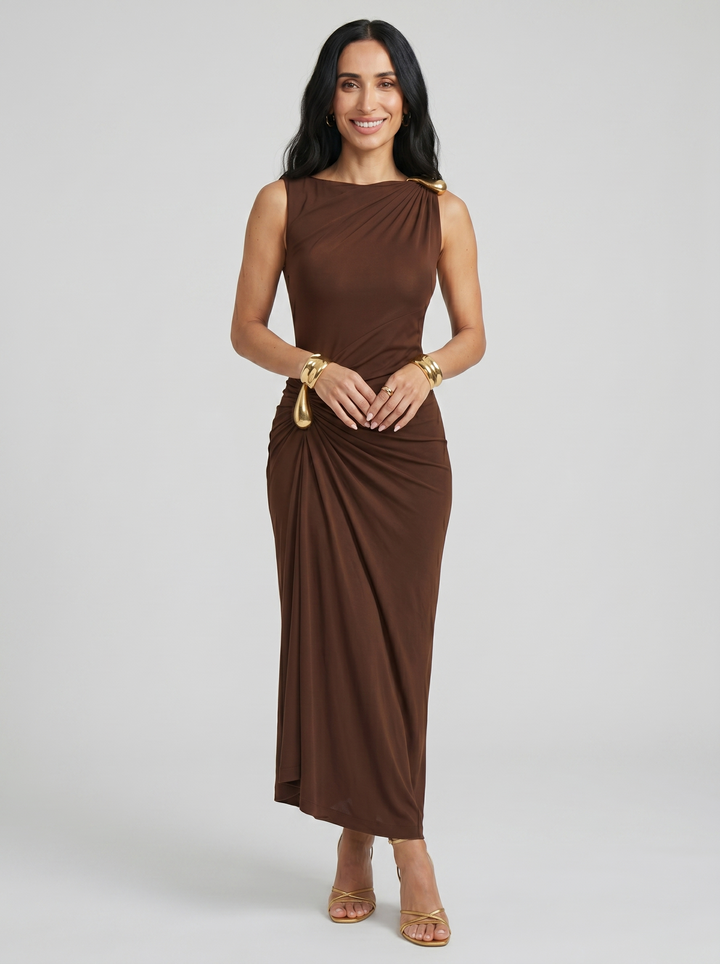 Mireva – Hüftgerafftes Kleid aus technischem Stoff