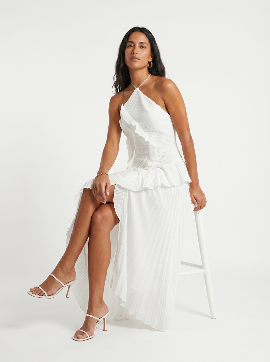 Vesara – Kleid mit Faltenrock aus hochdichtem Gewebe