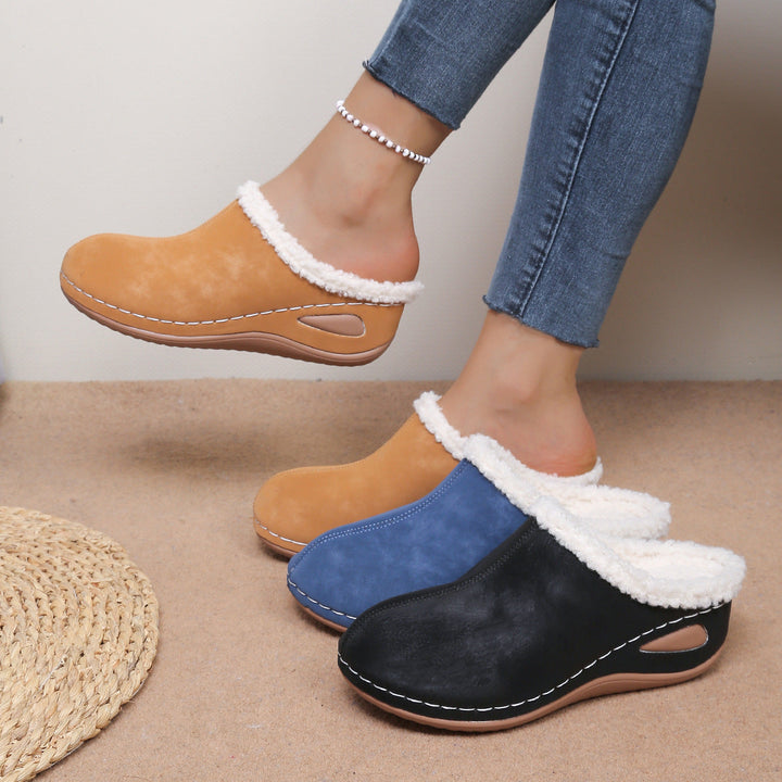 Mireva – Sandalen mit breiter Zehenpartie und Fellfutter