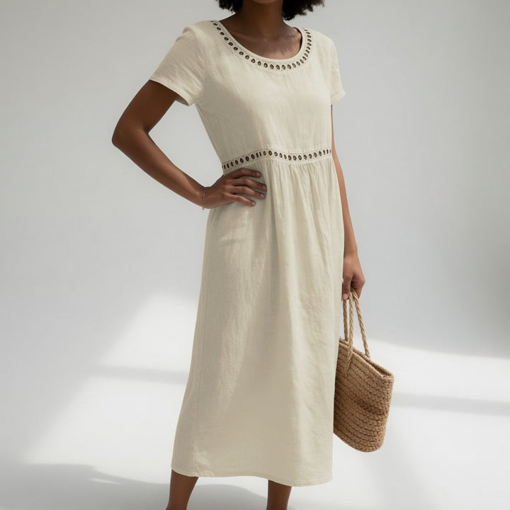 Orlise – besticktes Baumwollkleid mit Ausschnitt