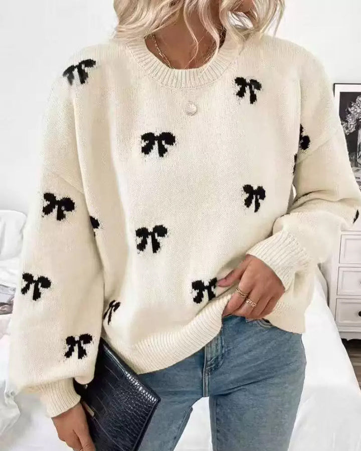 Novira – Allover-Schleifenmotiv-Strickpullover