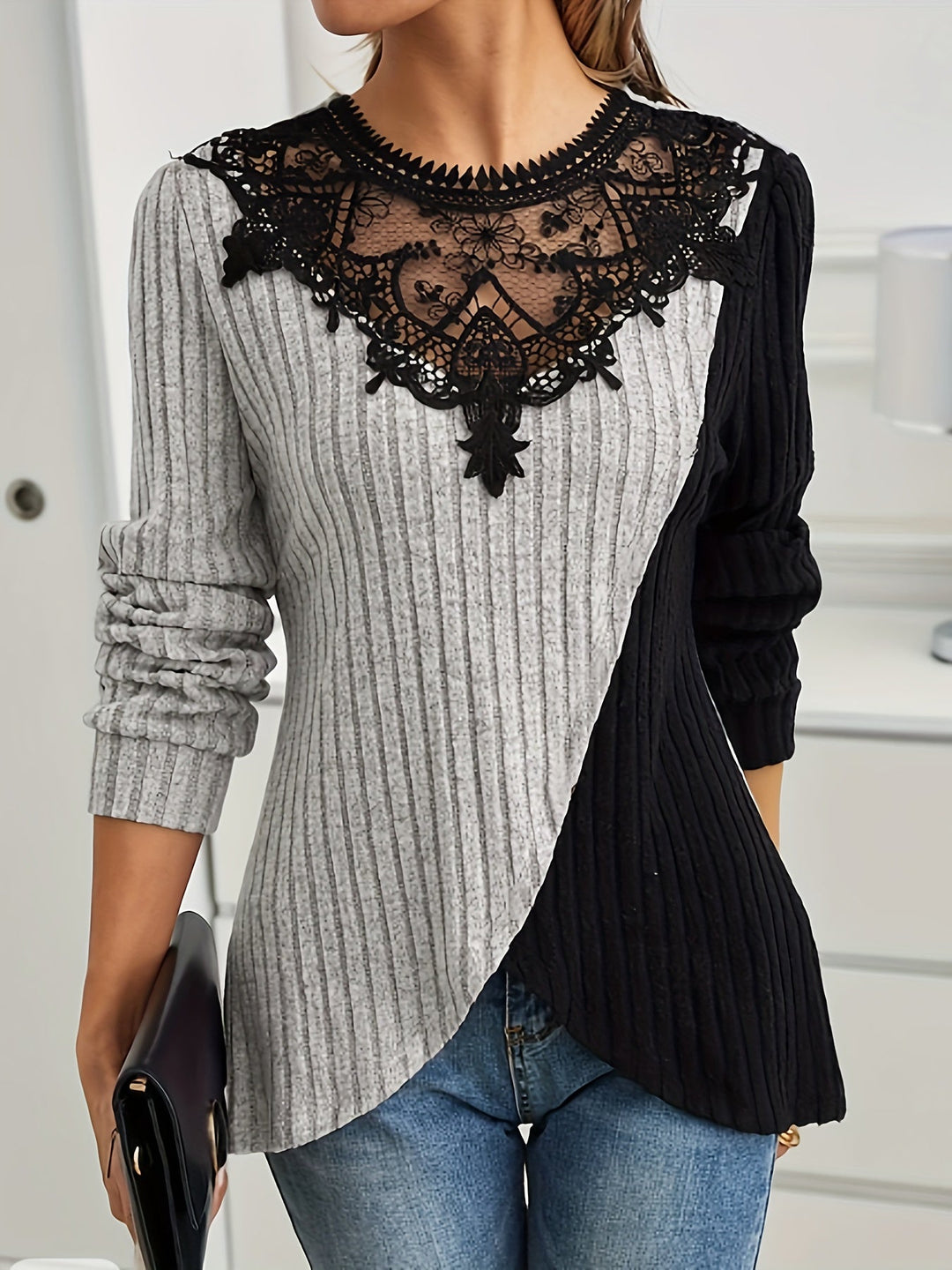 Rilena – Kontrast-Spitzen-Patchwork-Strickpullover