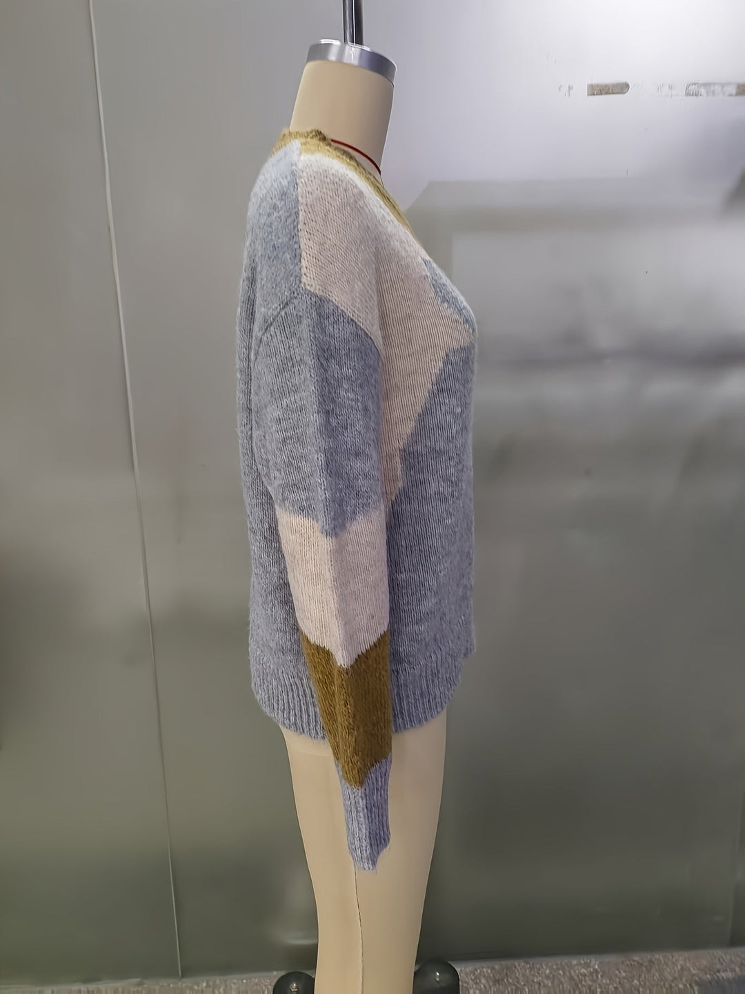 Luniva – Farbblock-Strickpullover