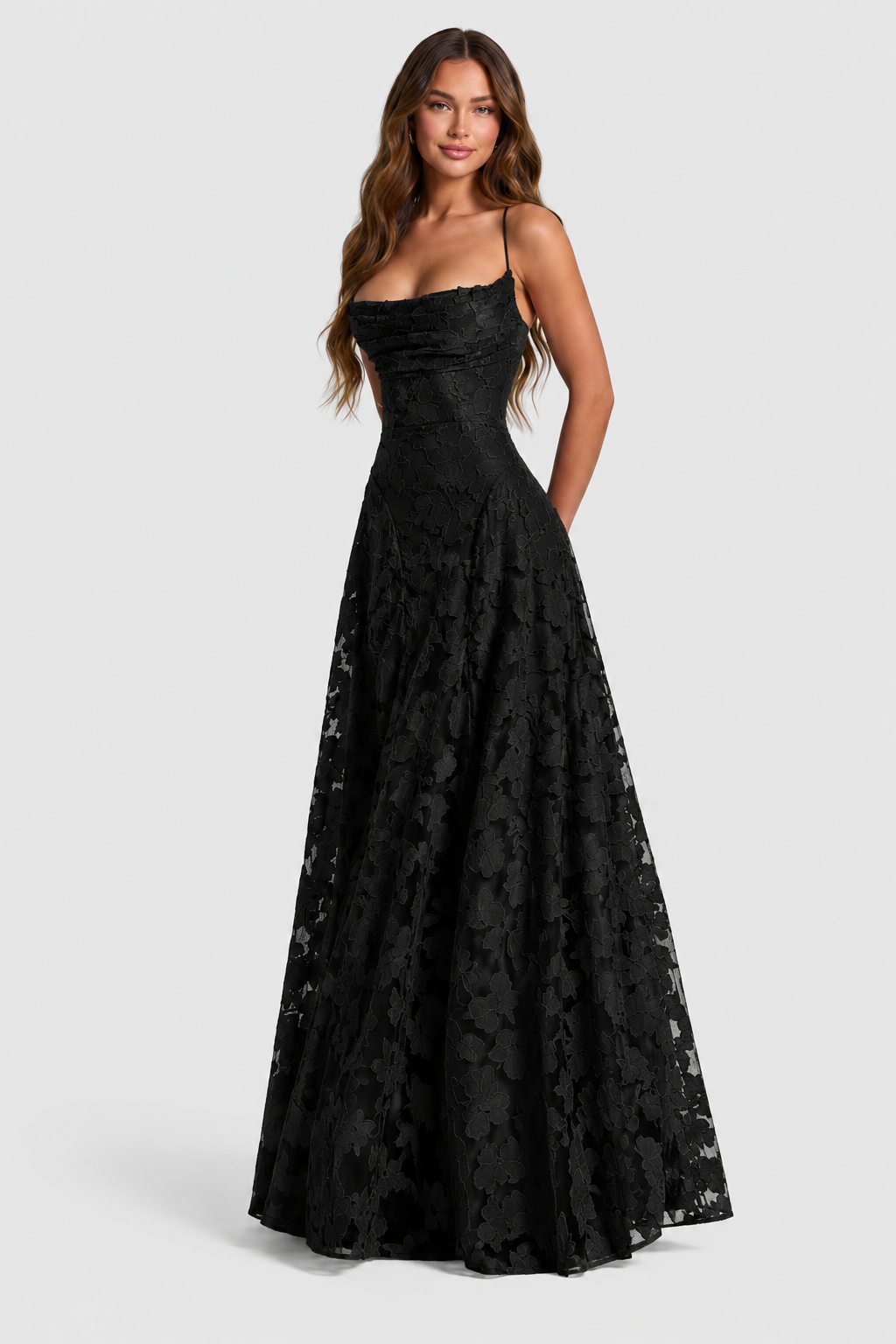 Nerila – erhabenes Blumenspitzenkleid