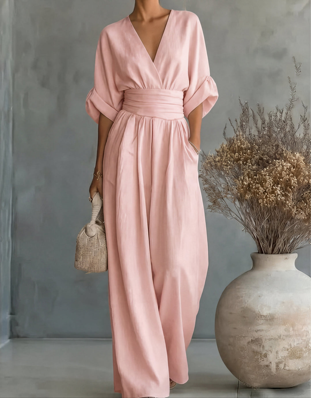 Rilena – mit V-Ausschnitt gewebter Jumpsuit