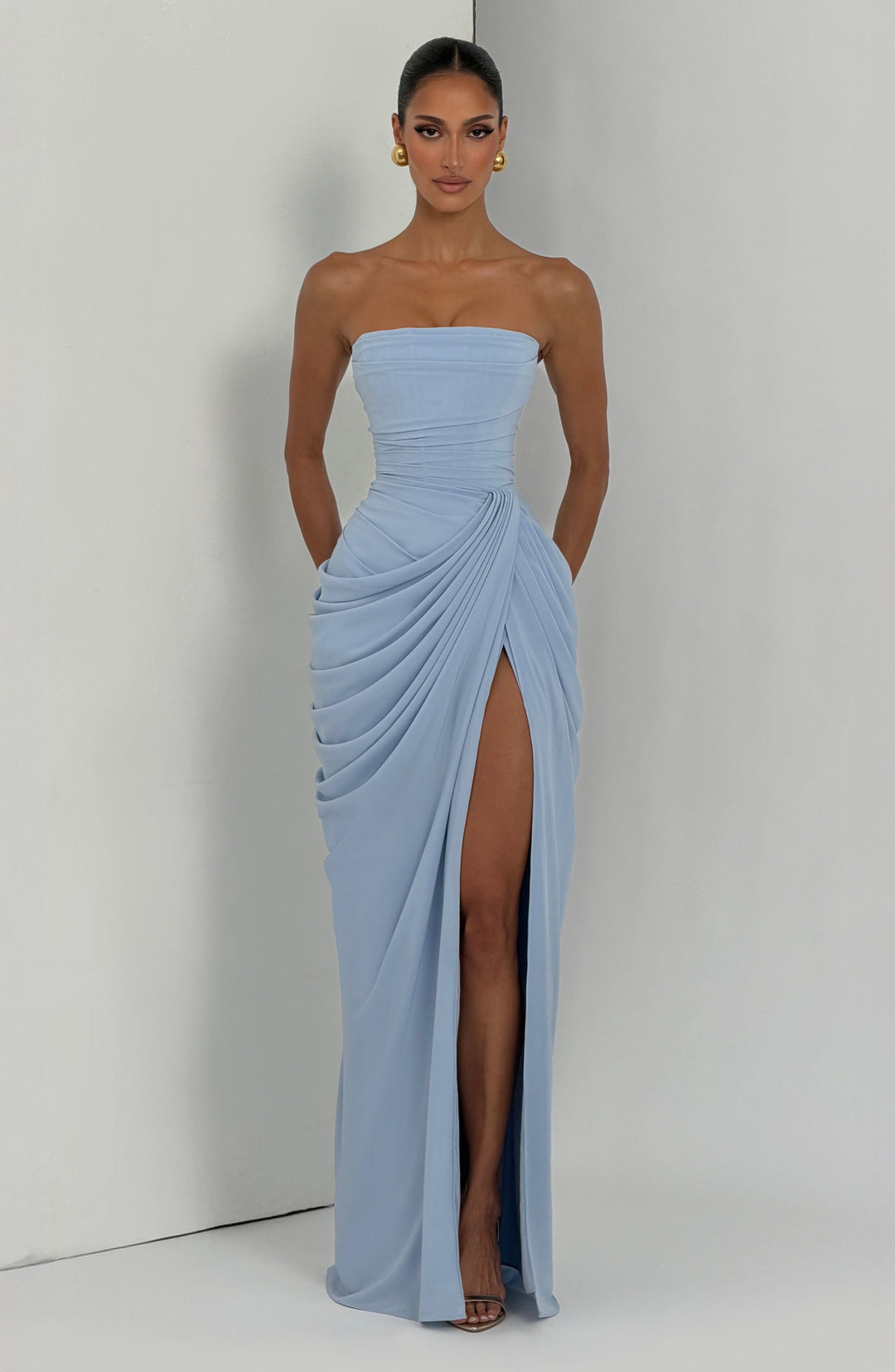 Nelara – Chiffonkleid mit Korsett-Rücken