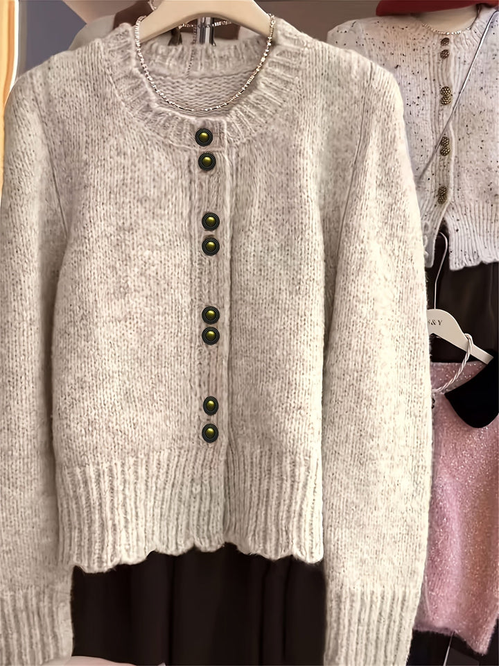 Rilena – Ein-Knopf-Strickjacke