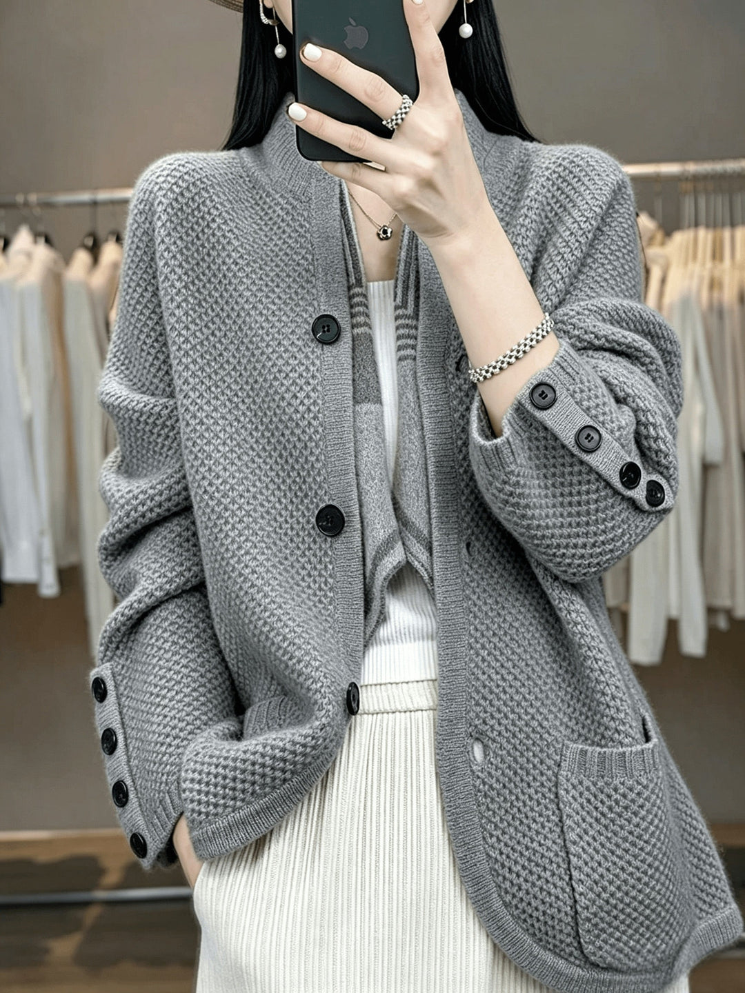 Vesara – Hochkragen-Strickjacke