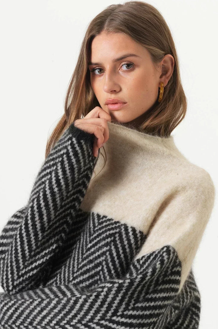 Lyrisa – Zopfstrick-Pullover