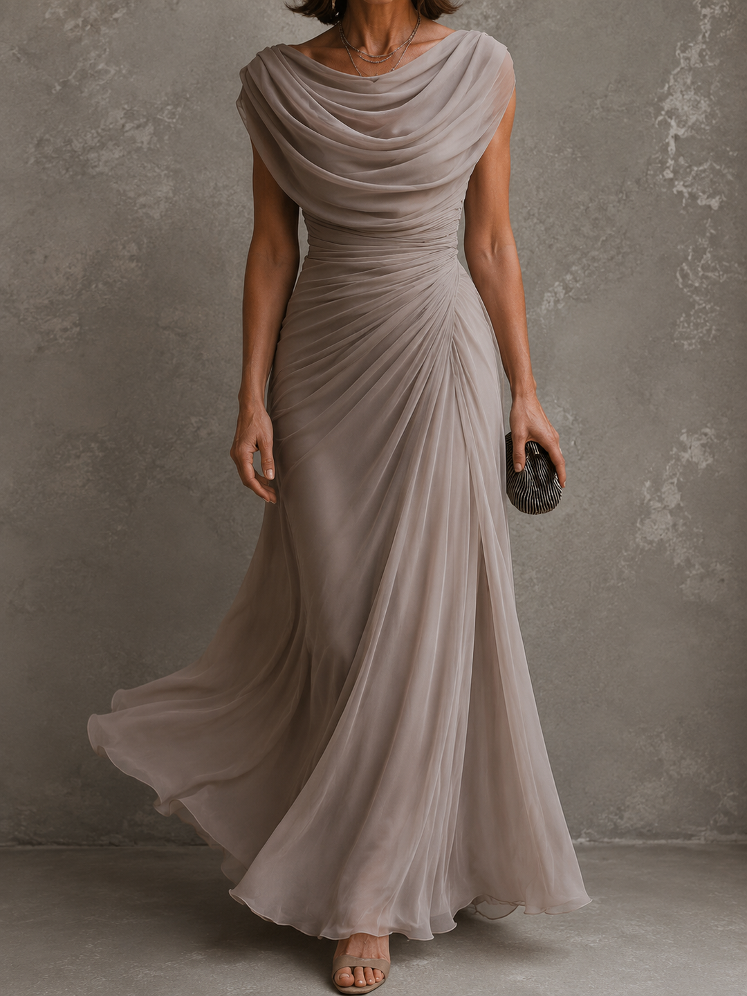 Seliva – Drapiertes Maxikleid