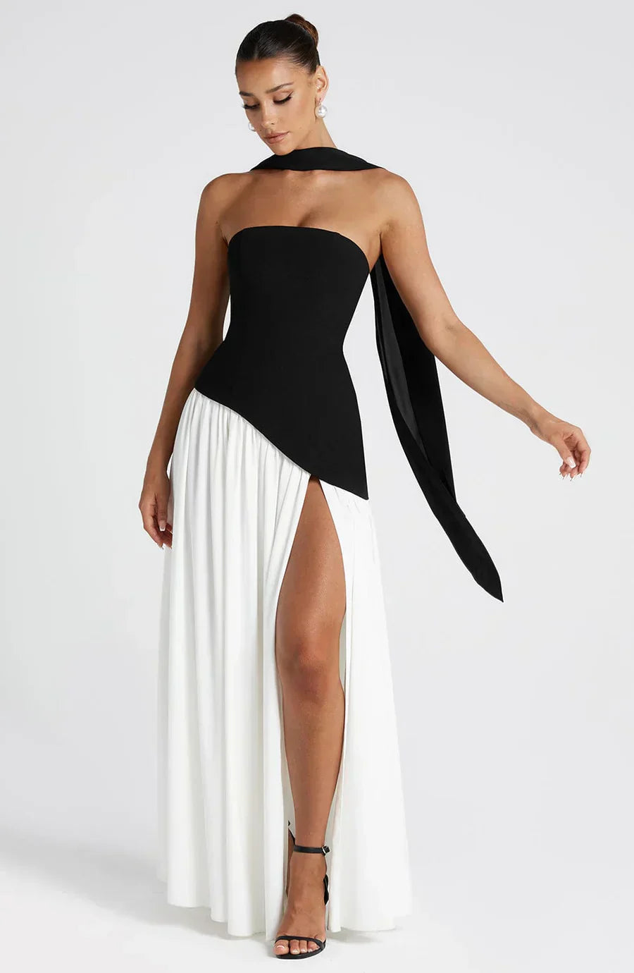 Eryla – Neckholder-Maxikleid