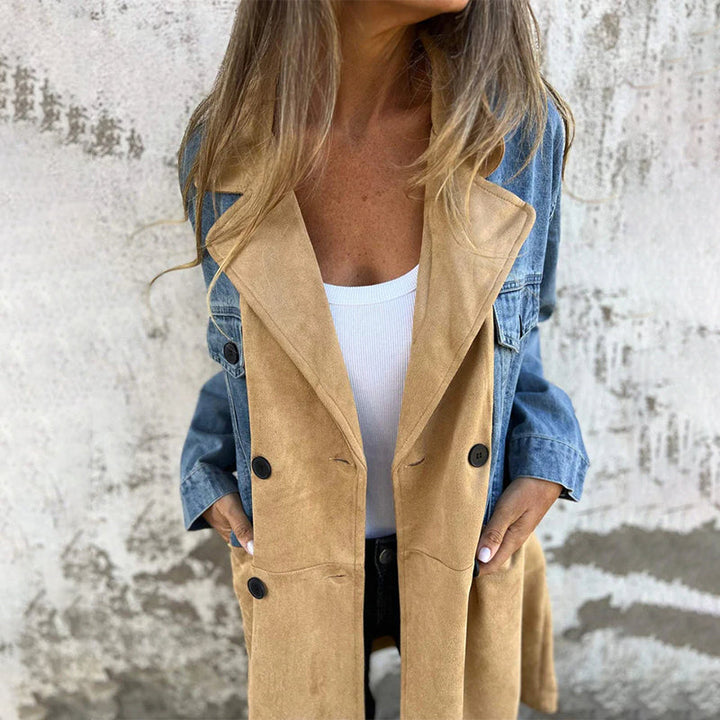 Calyra – Trenchcoat aus Stretchgewebe mit Jeansnähten
