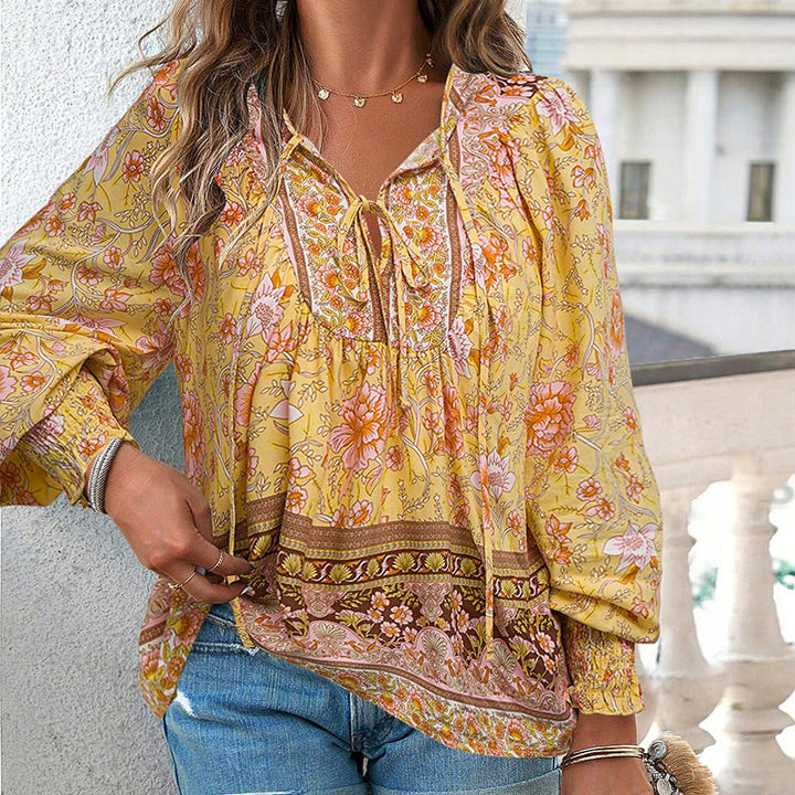 Calira – V-Ausschnitt mit Bindeband Baumwollshirt