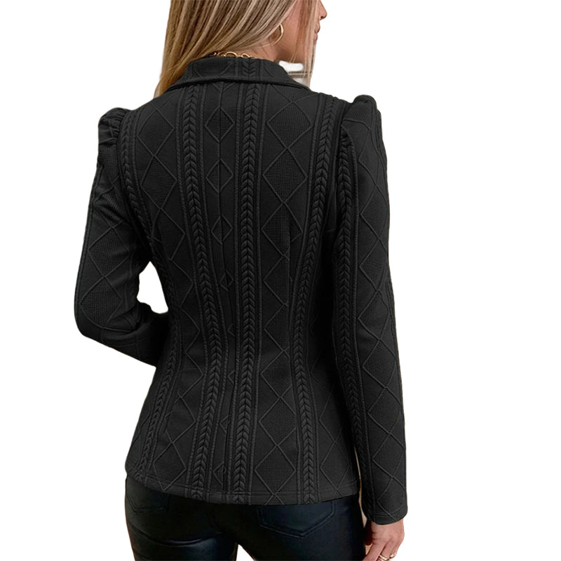 Vesara – Skulptural geformte Taille, geometrisch strukturierter Blazer